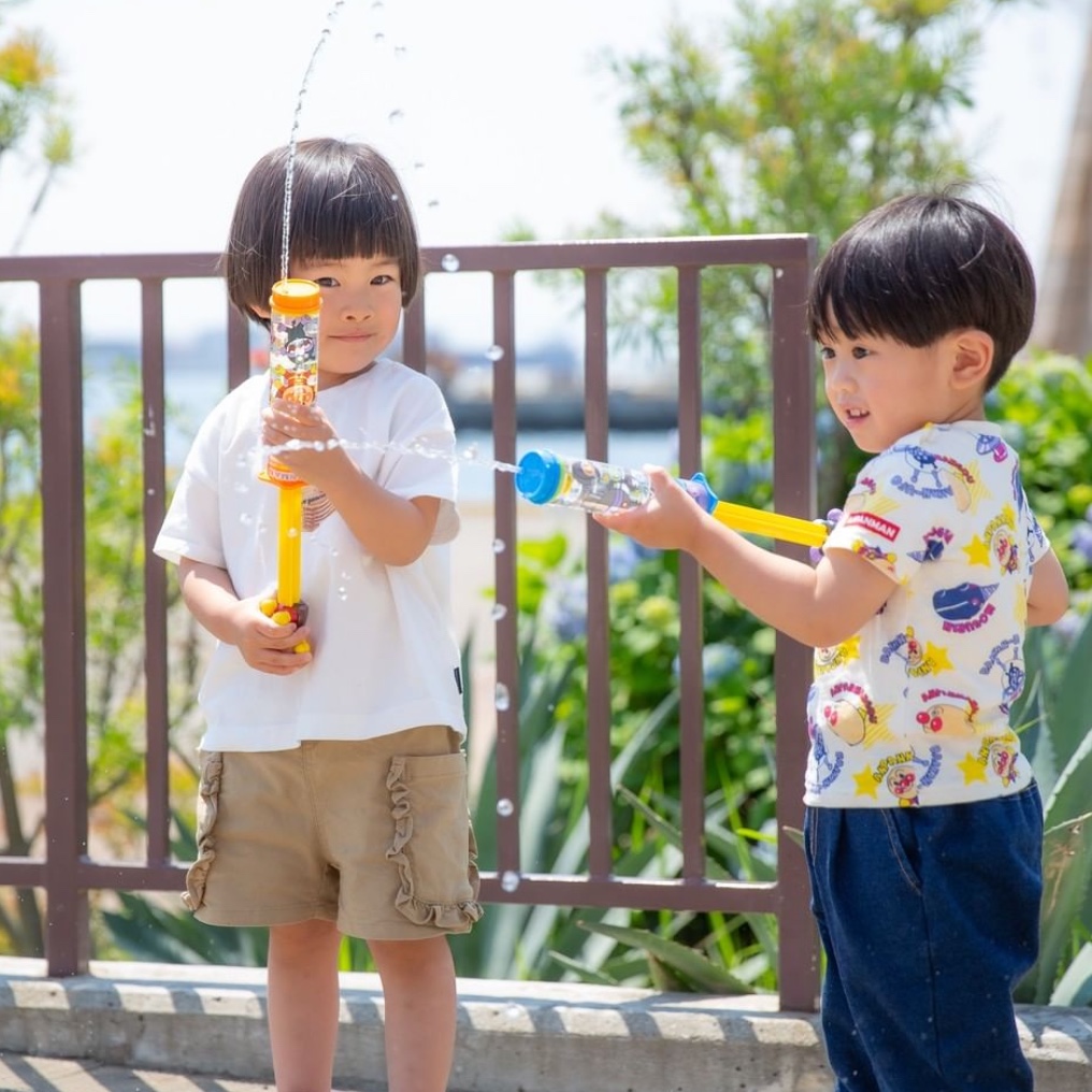 日本进口面包超人儿童宝宝手持水枪戏水玩具漂亮可爱颜色鲜艳现货