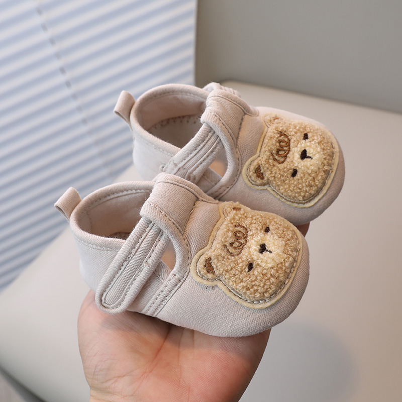 婴儿鞋子男宝宝春秋季软底步前鞋女防掉鞋护脚0一1岁6-7-9-12个月
