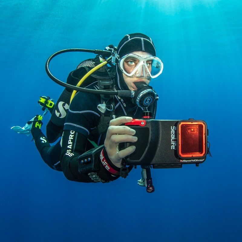 SeaLife SportDiver 潜水手机保护壳 支持 40 米深潜防水摄影拍照