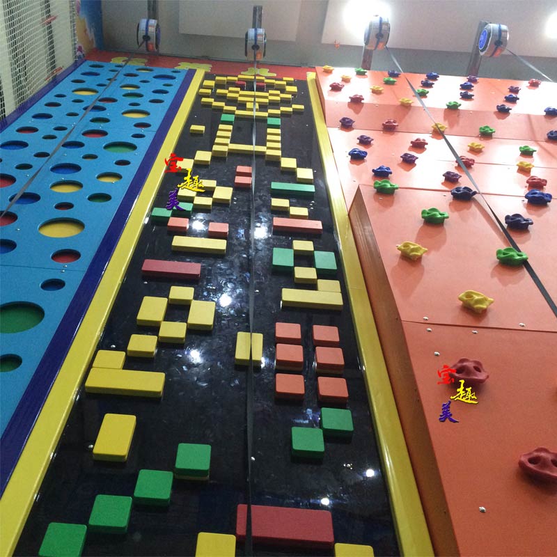 成人攀岩墙攀爬架非标游乐设备户外训练设施室内乐园定制大型玩具
