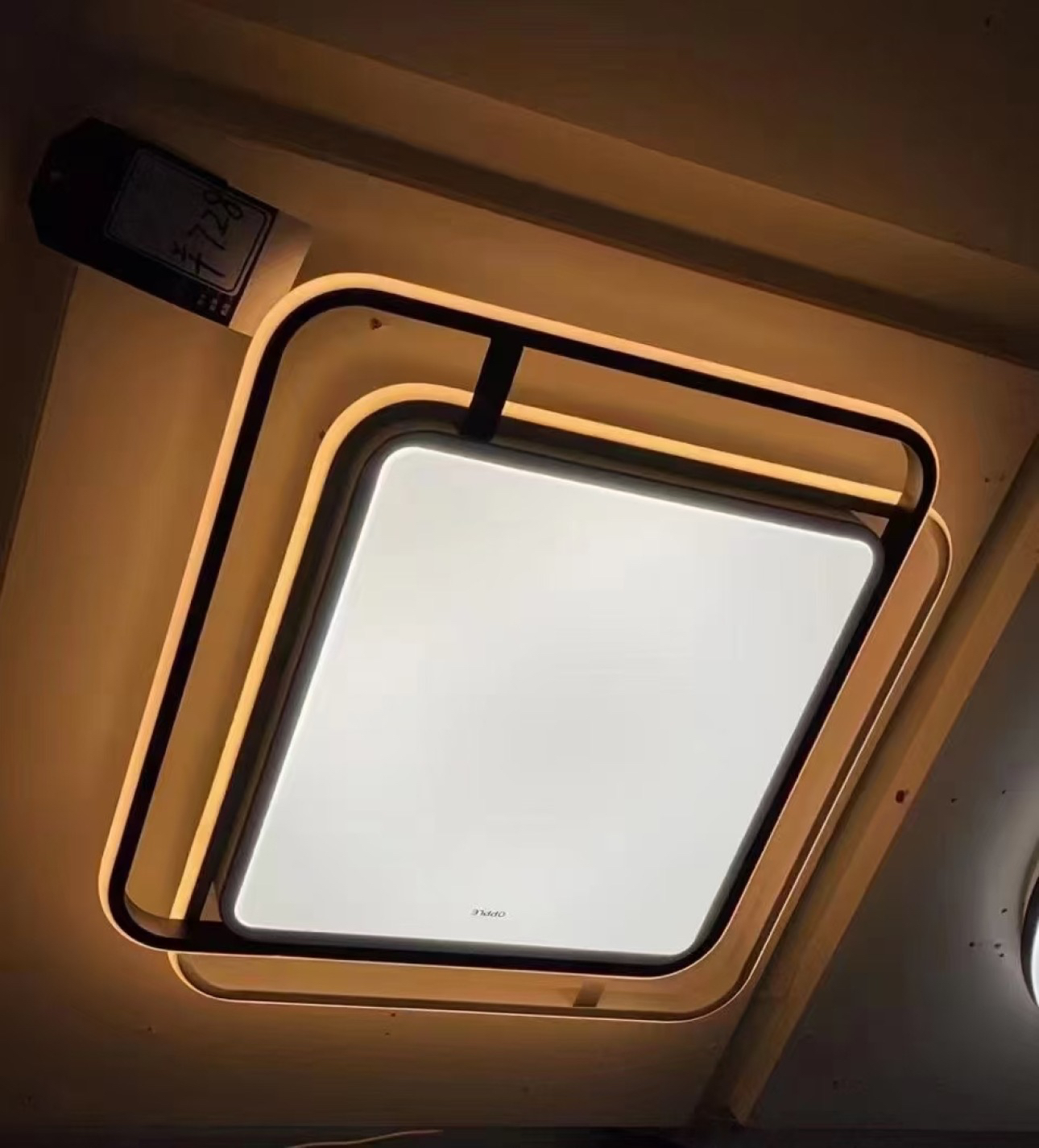 欧普照明叠恋升级款艺术吸顶灯现代简约卧室客厅大气平板子母灯