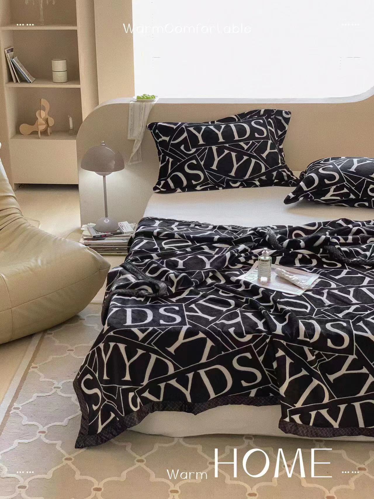 毛毯毯子床单冬季单人夏季法兰绒被子午睡加厚盖毯空调双人双层毯