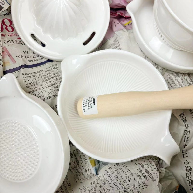 日本进口陶瓷婴儿辅食研磨器宝宝辅食手动果泥研磨碗儿童榨汁器