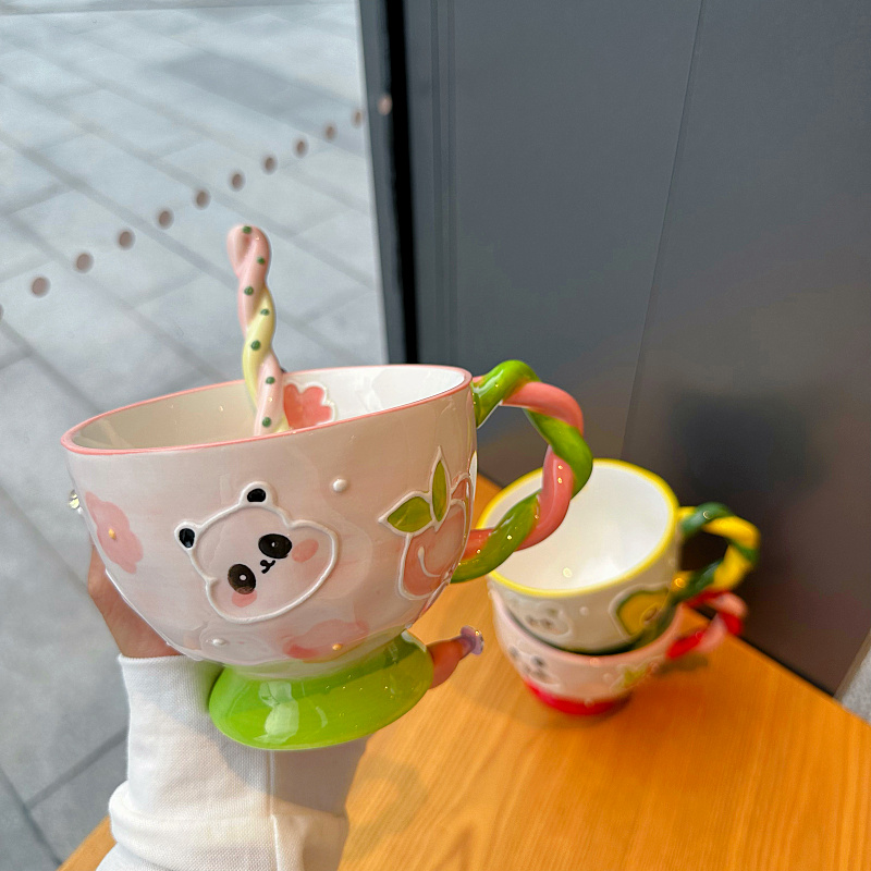 高颜值陶瓷燕麦片手柄早餐碗立体手绘浮雕生日礼物可爱熊猫水杯子