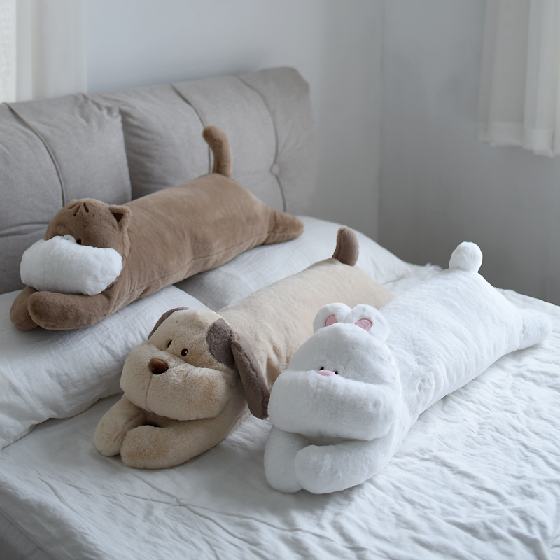 狗狗抱枕猫咪夹腿睡觉长条枕午休枕沙发靠垫床头靠枕飘窗装饰礼物