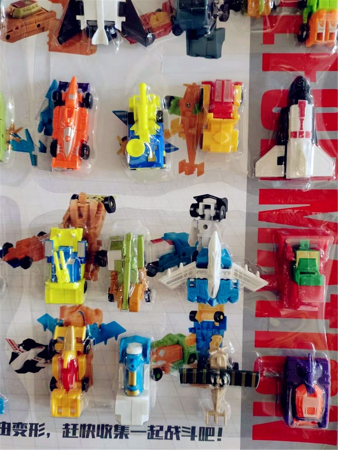 新奇丽吊板地摊玩具32个酷Q变形战队机器人变车儿童益智拼装变形