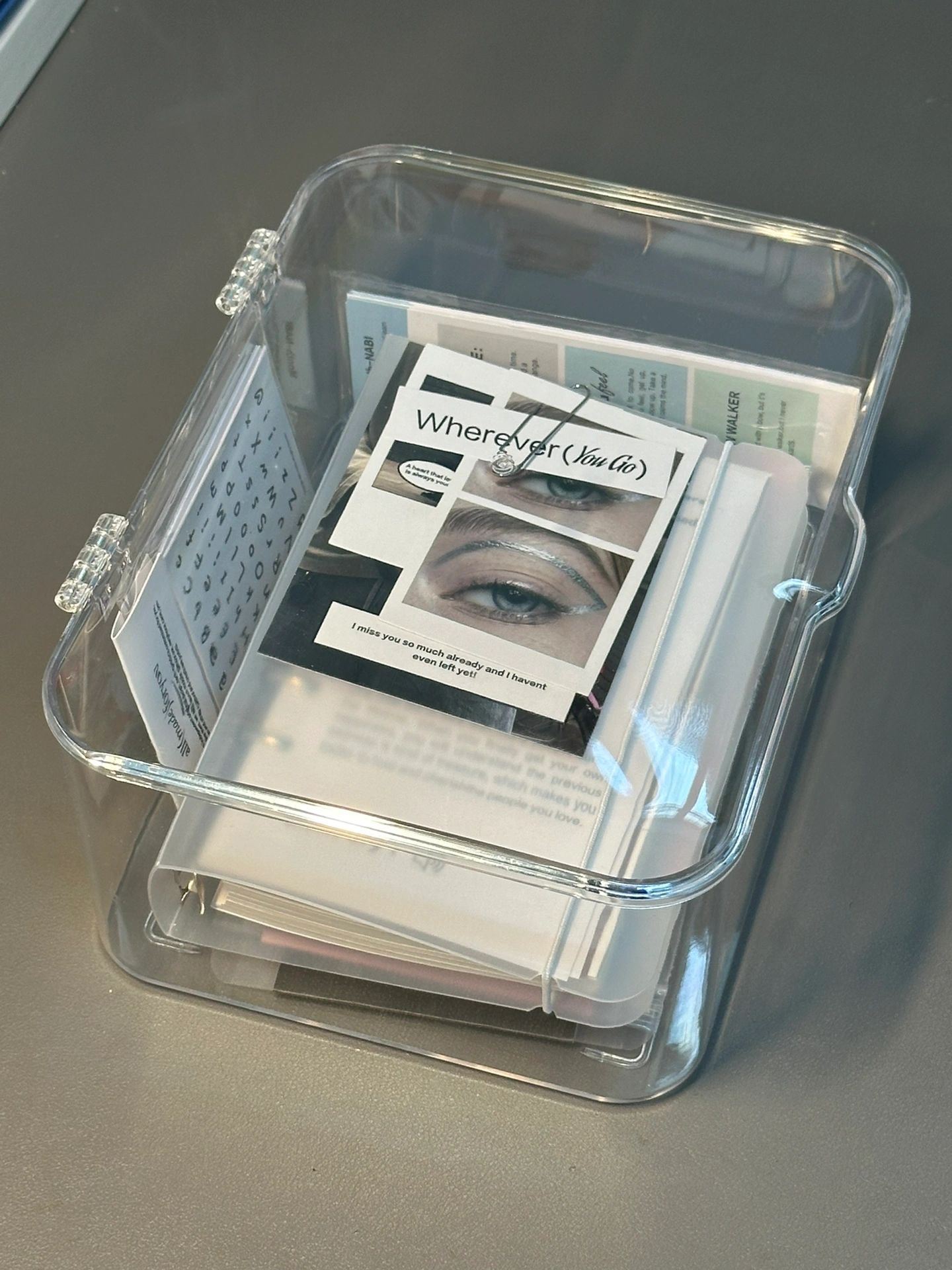 亚克力收纳盒化妆品面膜手机收纳盒带盖防尘多用途功能收纳整理箱