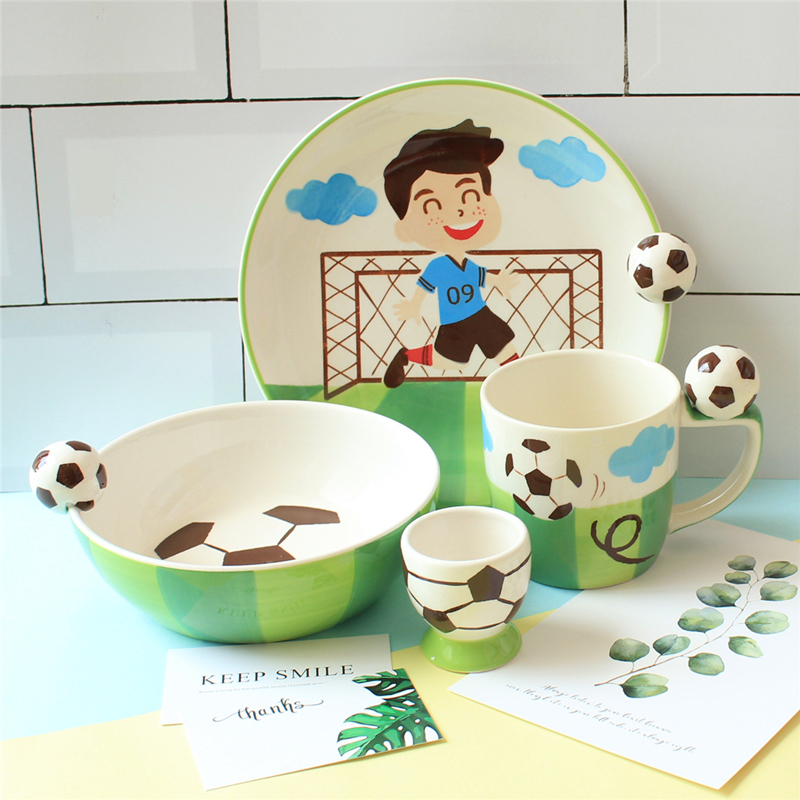 泰国进口儿童可爱陶瓷足球造型饭碗水杯盘子卡通牛奶杯宝宝辅食碗