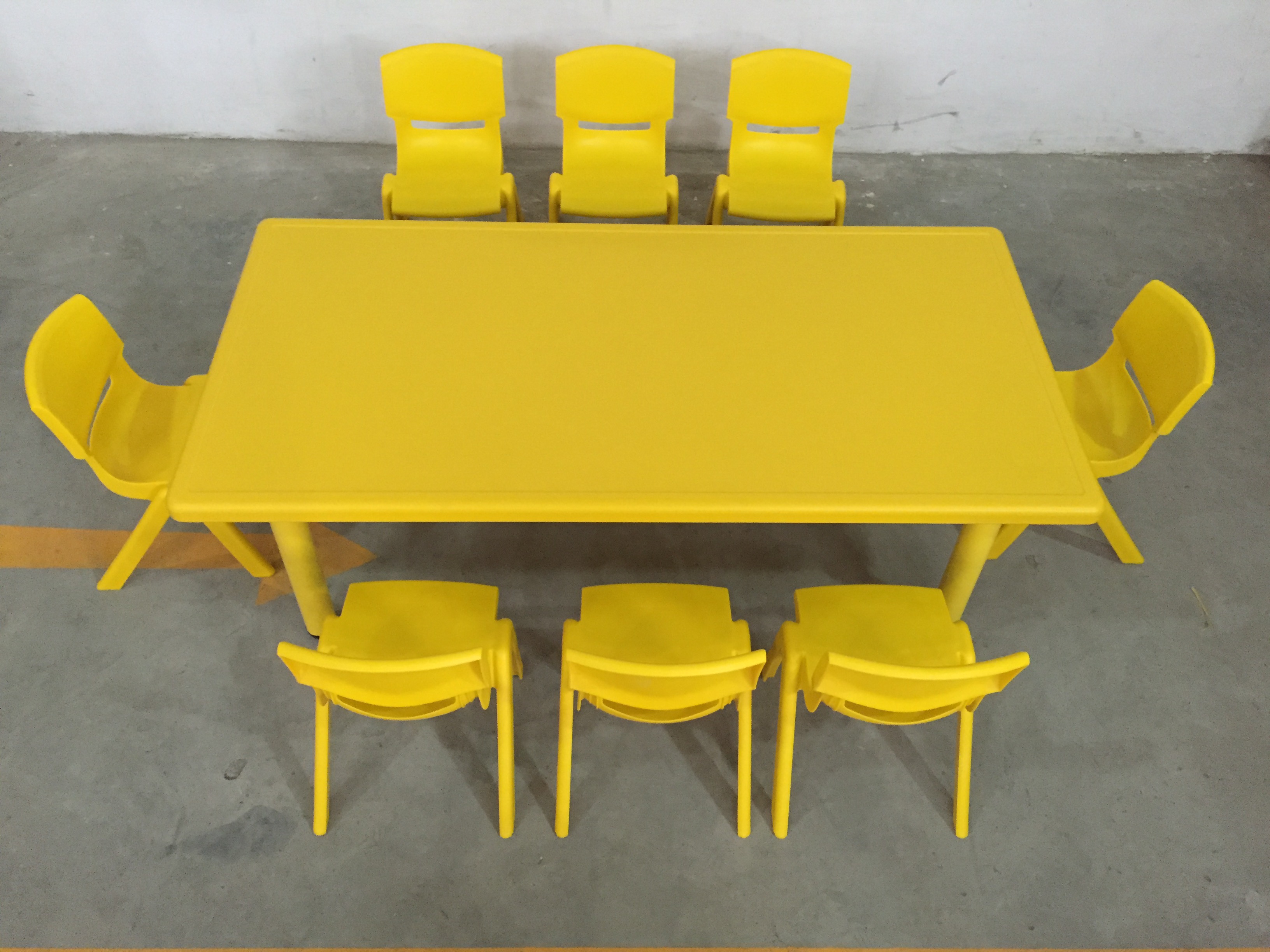 同贡幼儿园专用桌椅八人长方桌塑料桌椅儿童桌子塑料桌学习升降桌