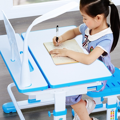 专业生产批发儿童学习桌椅